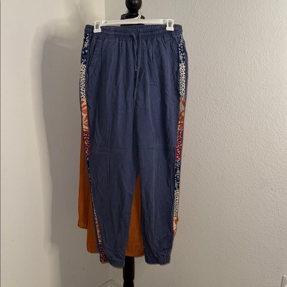 Knox Rose Womens jogger Blue Patterned Pants